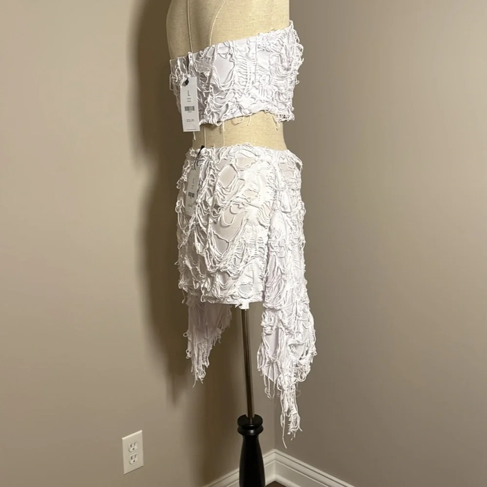 AKIRA White Distressed Tube Top & Skirt - Picture 4 of 8